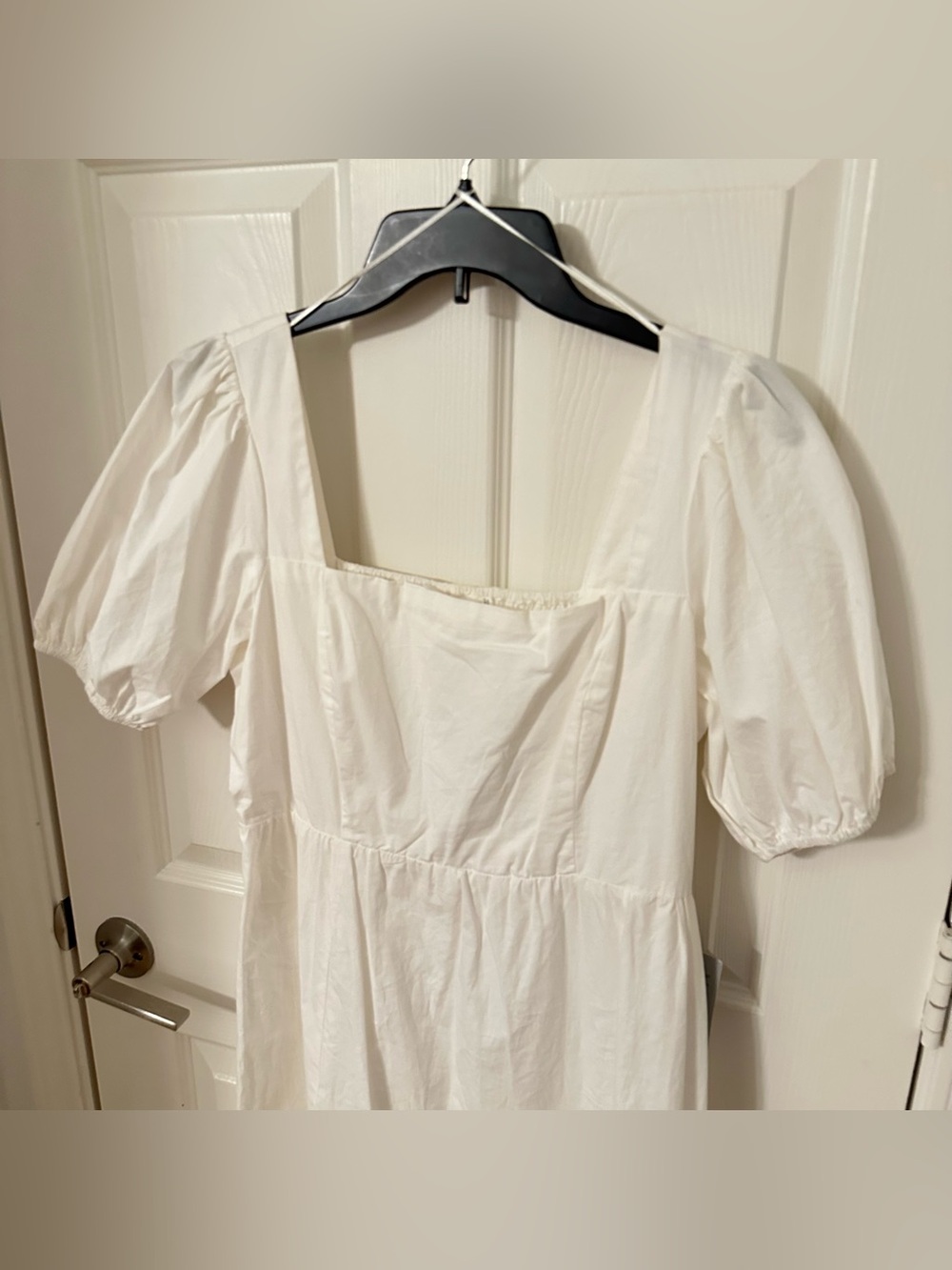 ASTR White Poplin Puff Sleeve Tiered Dress - Picture 6 of 12